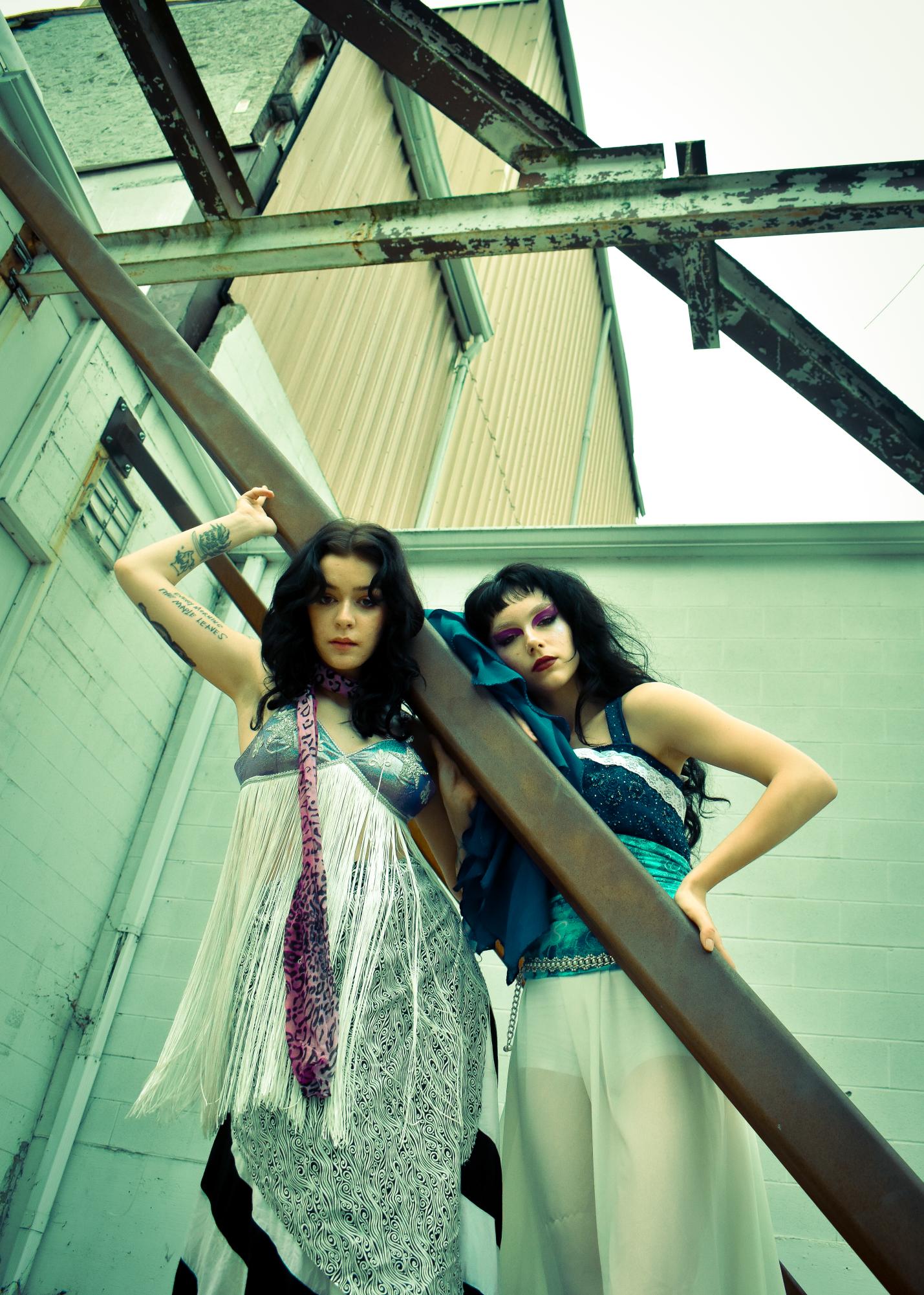 Sapphic Time Travel: An Interstellar Connection